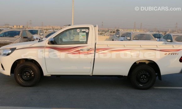 Buy Import Toyota Hilux White Car in Import - Dubai in Belait Buy Import Toyota Hilux White Car in Import - Dubai in Belait