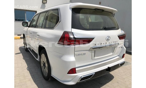 Buy Import Lexus LX White Car in Import - Dubai in Belait Buy Import Lexus LX White Car in Import - Dubai in Belait