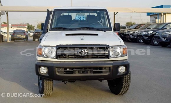 Buy Import Toyota Land Cruiser White Car in Import - Dubai in Belait Buy Import Toyota Land Cruiser White Car in Import - Dubai in Belait