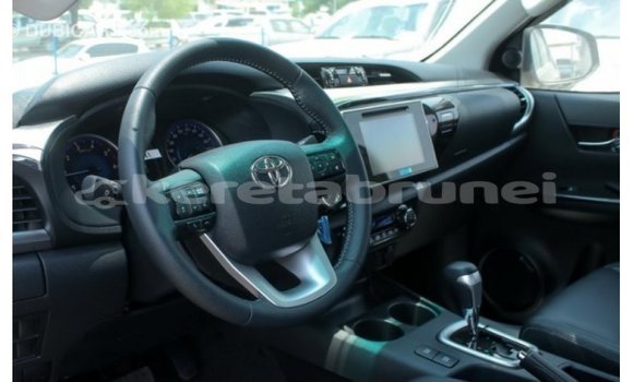 Buy Import Toyota Hilux Other Car in Import - Dubai in Belait Buy Import Toyota Hilux Other Car in Import - Dubai in Belait