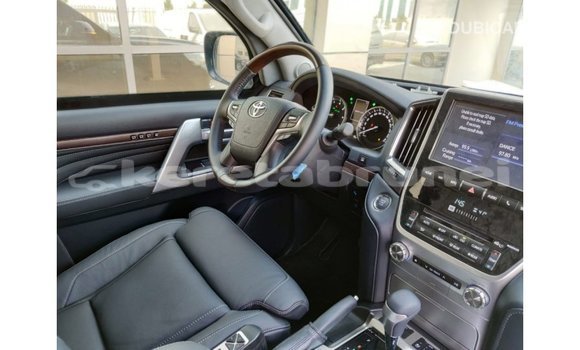 Buy Import Toyota Land Cruiser Black Car in Import - Dubai in Belait Buy Import Toyota Land Cruiser Black Car in Import - Dubai in Belait