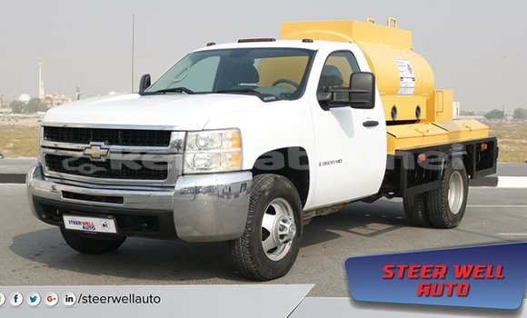 Buy Import Chevrolet Silverado White Car in Import - Dubai in Belait
