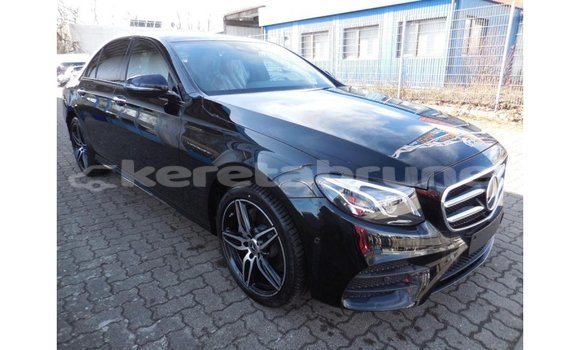 Buy Import Mercedes-Benz 200 Black Car in Import - Dubai in Belait Buy Import Mercedes-Benz 200 Black Car in Import - Dubai in Belait