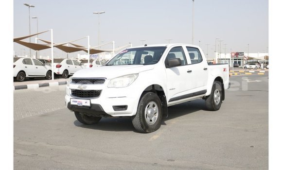 Buy Import Chevrolet Colorado White Car in Import - Dubai in Belait
