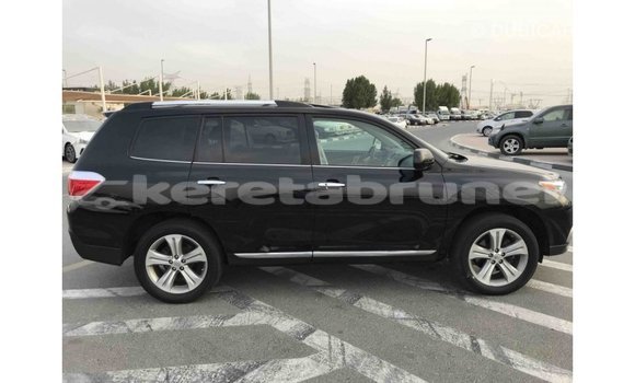 Buy Import Toyota Highlander Black Car in Import - Dubai in Belait Buy Import Toyota Highlander Black Car in Import - Dubai in Belait