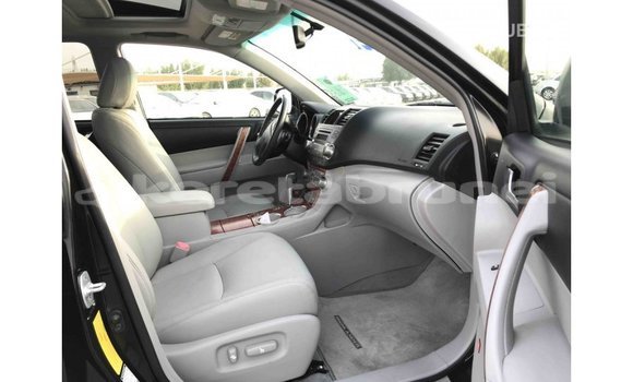 Buy Import Toyota Highlander Black Car in Import - Dubai in Belait Buy Import Toyota Highlander Black Car in Import - Dubai in Belait