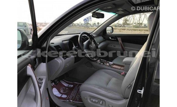Buy Import Toyota Highlander Black Car in Import - Dubai in Belait Buy Import Toyota Highlander Black Car in Import - Dubai in Belait