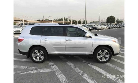 Buy Import Toyota Highlander Other Car in Import - Dubai in Belait Buy Import Toyota Highlander Other Car in Import - Dubai in Belait
