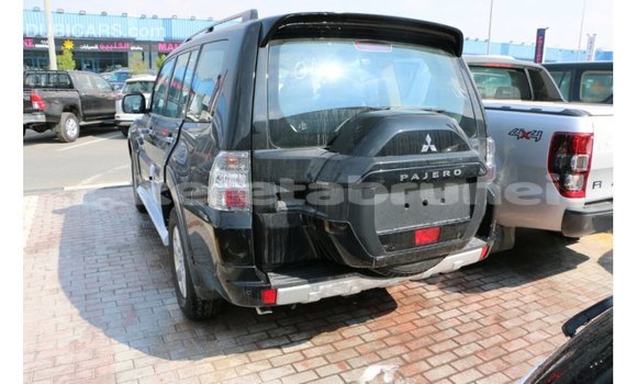 Buy Import Mitsubishi Pajero Black Car in Import - Dubai in Belait Buy Import Mitsubishi Pajero Black Car in Import - Dubai in Belait