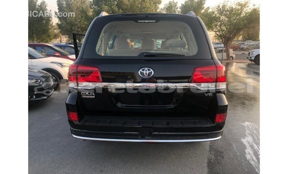Buy Import Toyota Land Cruiser Black Car in Import - Dubai in Belait Buy Import Toyota Land Cruiser Black Car in Import - Dubai in Belait