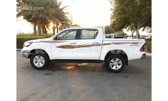 Buy Import Toyota Hilux White Car in Import - Dubai in Belait Buy Import Toyota Hilux White Car in Import - Dubai in Belait