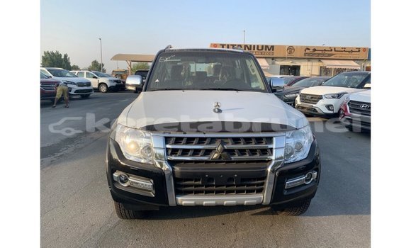 Buy Import Mitsubishi Pajero Black Car in Import - Dubai in Belait Buy Import Mitsubishi Pajero Black Car in Import - Dubai in Belait