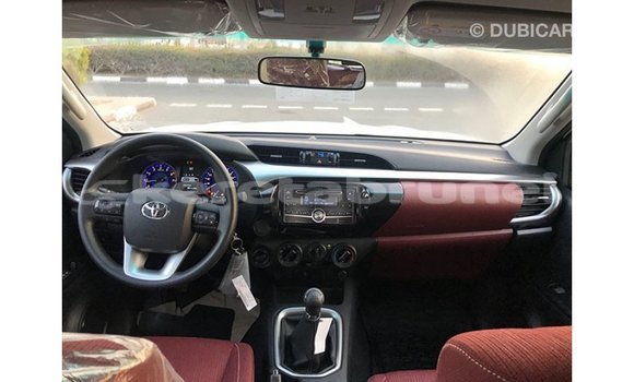 Buy Import Toyota Hilux White Car in Import - Dubai in Belait Buy Import Toyota Hilux White Car in Import - Dubai in Belait