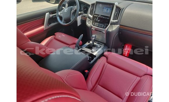 Buy Import Toyota Land Cruiser Black Car in Import - Dubai in Belait Buy Import Toyota Land Cruiser Black Car in Import - Dubai in Belait