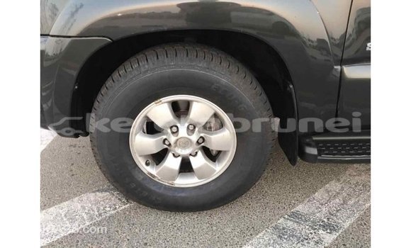 Buy Import Toyota HiAce Black Truck in Import - Dubai in Belait Buy Import Toyota HiAce Black Truck in Import - Dubai in Belait