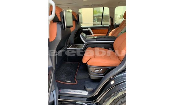 Buy Import Toyota Land Cruiser Black Car in Import - Dubai in Belait Buy Import Toyota Land Cruiser Black Car in Import - Dubai in Belait