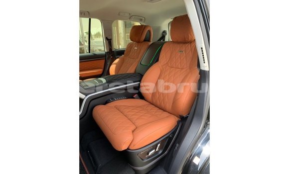 Buy Import Toyota Land Cruiser Black Car in Import - Dubai in Belait Buy Import Toyota Land Cruiser Black Car in Import - Dubai in Belait
