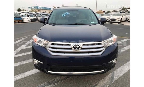 Buy Import Toyota Highlander Blue Car in Import - Dubai in Belait Buy Import Toyota Highlander Blue Car in Import - Dubai in Belait