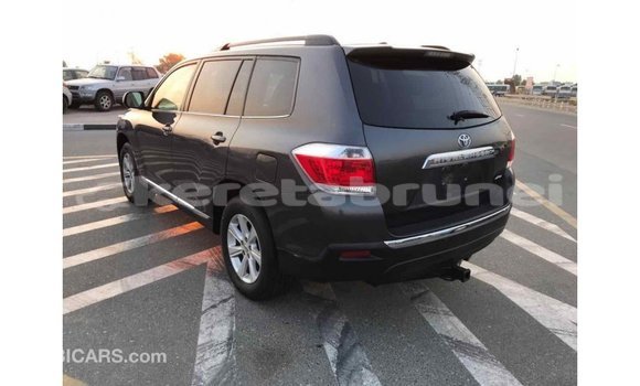 Buy Import Toyota Highlander Other Car in Import - Dubai in Belait Buy Import Toyota Highlander Other Car in Import - Dubai in Belait