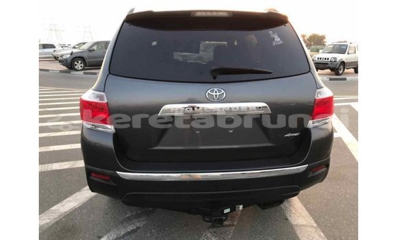 Buy Import Toyota Highlander Other Car in Import - Dubai in Belait Buy Import Toyota Highlander Other Car in Import - Dubai in Belait