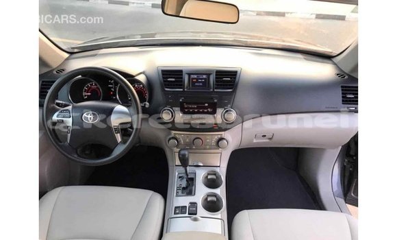 Buy Import Toyota Highlander Other Car in Import - Dubai in Belait Buy Import Toyota Highlander Other Car in Import - Dubai in Belait