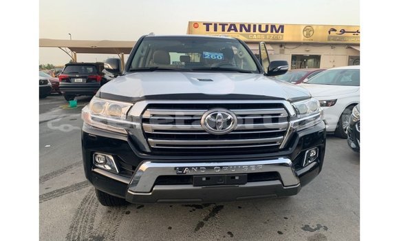 Buy Import Toyota Land Cruiser Black Car in Import - Dubai in Belait Buy Import Toyota Land Cruiser Black Car in Import - Dubai in Belait