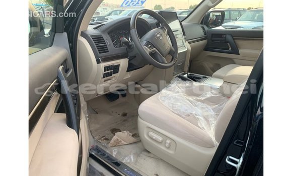 Buy Import Toyota Land Cruiser Black Car in Import - Dubai in Belait Buy Import Toyota Land Cruiser Black Car in Import - Dubai in Belait