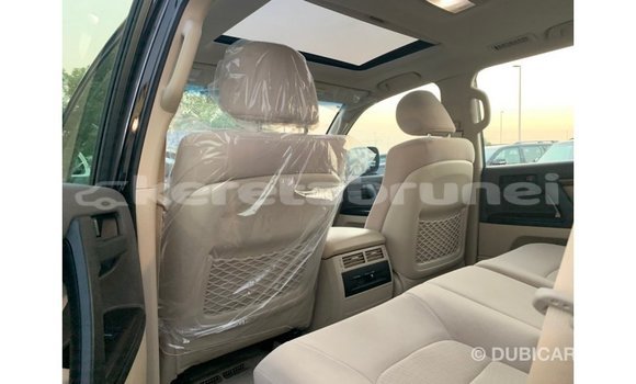 Buy Import Toyota Land Cruiser Black Car in Import - Dubai in Belait Buy Import Toyota Land Cruiser Black Car in Import - Dubai in Belait