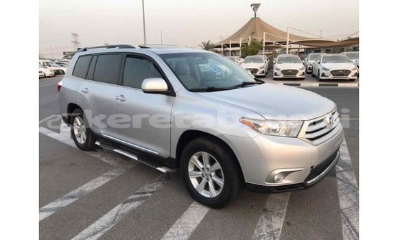 Buy Import Toyota Highlander Other Car in Import - Dubai in Belait Buy Import Toyota Highlander Other Car in Import - Dubai in Belait