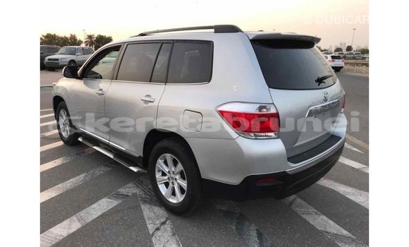 Buy Import Toyota Highlander Other Car in Import - Dubai in Belait Buy Import Toyota Highlander Other Car in Import - Dubai in Belait