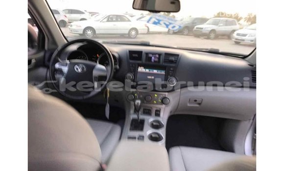 Buy Import Toyota Highlander Other Car in Import - Dubai in Belait Buy Import Toyota Highlander Other Car in Import - Dubai in Belait