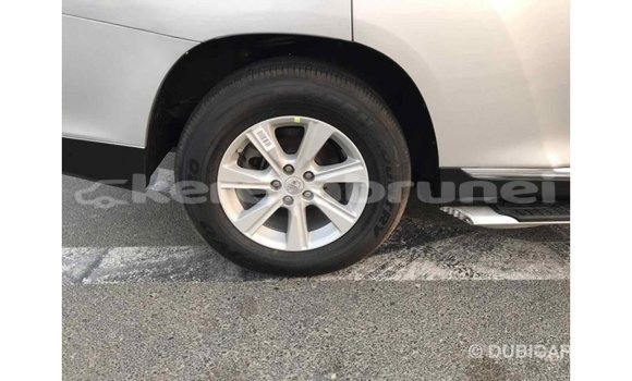 Buy Import Toyota Highlander Other Car in Import - Dubai in Belait Buy Import Toyota Highlander Other Car in Import - Dubai in Belait