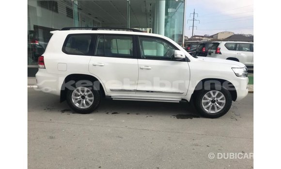 Buy Import Toyota Land Cruiser White Car in Import - Dubai in Belait Buy Import Toyota Land Cruiser White Car in Import - Dubai in Belait
