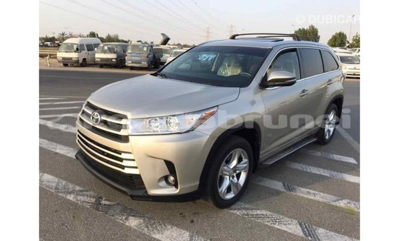 Buy Import Toyota Highlander Beige Car in Import - Dubai in Belait Buy Import Toyota Highlander Beige Car in Import - Dubai in Belait