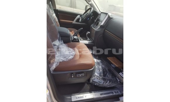 Buy Import Toyota Land Cruiser Brown Car in Import - Dubai in Belait Buy Import Toyota Land Cruiser Brown Car in Import - Dubai in Belait