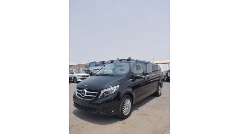 Big with watermark mercedes benz 250 belait import dubai 1695