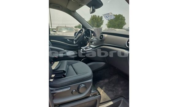 Buy Import Mercedes-Benz 250 Black Car in Import - Dubai in Belait Buy Import Mercedes-Benz 250 Black Car in Import - Dubai in Belait
