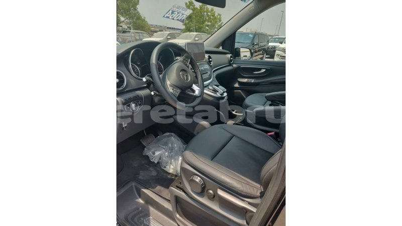 Big with watermark mercedes benz 250 belait import dubai 1695