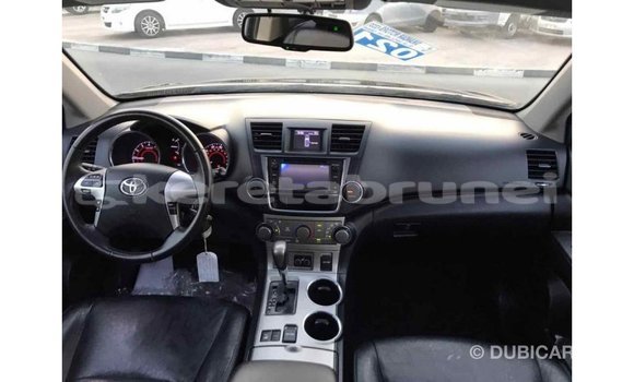 Buy Import Toyota Highlander Black Car in Import - Dubai in Belait Buy Import Toyota Highlander Black Car in Import - Dubai in Belait