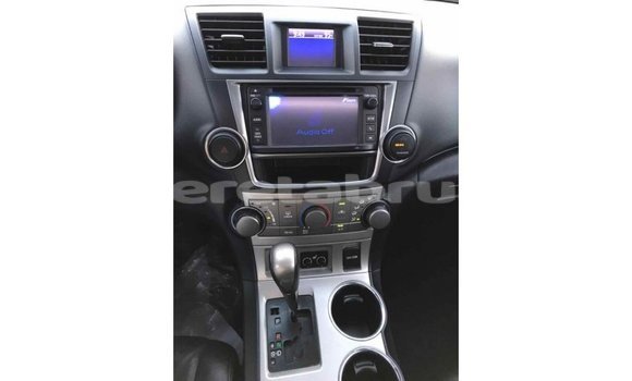 Buy Import Toyota Highlander Black Car in Import - Dubai in Belait Buy Import Toyota Highlander Black Car in Import - Dubai in Belait
