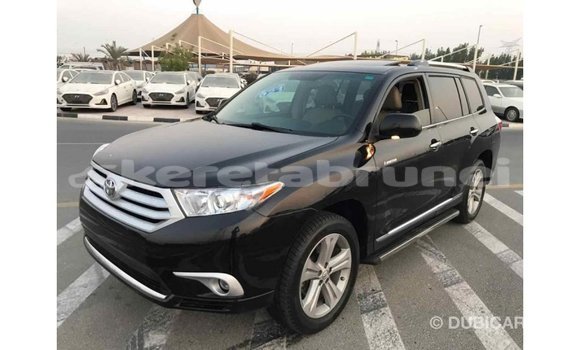 Buy Import Toyota Highlander Black Car in Import - Dubai in Belait Buy Import Toyota Highlander Black Car in Import - Dubai in Belait
