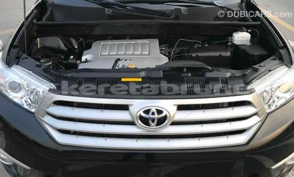 Buy Import Toyota Highlander Black Car in Import - Dubai in Belait Buy Import Toyota Highlander Black Car in Import - Dubai in Belait