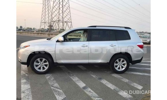 Buy Import Toyota Highlander Other Car in Import - Dubai in Belait Buy Import Toyota Highlander Other Car in Import - Dubai in Belait
