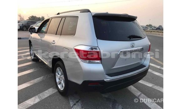 Buy Import Toyota Highlander Other Car in Import - Dubai in Belait Buy Import Toyota Highlander Other Car in Import - Dubai in Belait