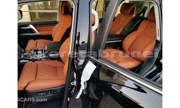 Buy Import Toyota Land Cruiser Black Car in Import - Dubai in Belait Buy Import Toyota Land Cruiser Black Car in Import - Dubai in Belait