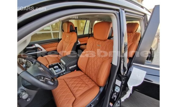 Buy Import Toyota Land Cruiser Black Car in Import - Dubai in Belait Buy Import Toyota Land Cruiser Black Car in Import - Dubai in Belait