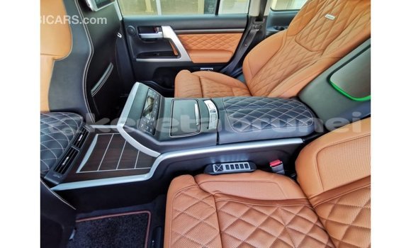 Buy Import Toyota Land Cruiser Black Car in Import - Dubai in Belait Buy Import Toyota Land Cruiser Black Car in Import - Dubai in Belait