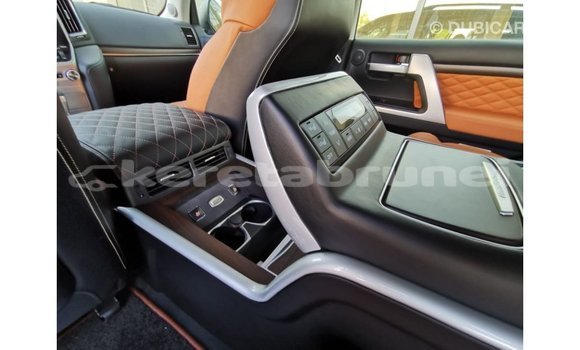 Buy Import Toyota Land Cruiser Black Car in Import - Dubai in Belait Buy Import Toyota Land Cruiser Black Car in Import - Dubai in Belait