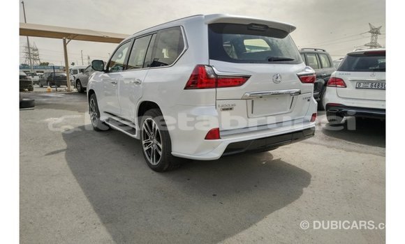 Buy Import Lexus LX White Car in Import - Dubai in Belait Buy Import Lexus LX White Car in Import - Dubai in Belait