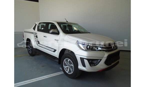 Buy Import Toyota Hilux White Car in Import - Dubai in Belait Buy Import Toyota Hilux White Car in Import - Dubai in Belait